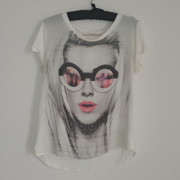 NYLON APPAREL TOP🤩 - Picture 1 of 4